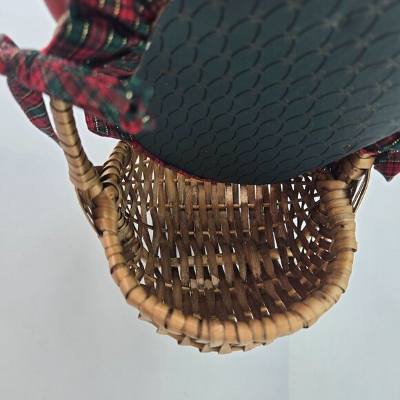 VTG Christmas Handwoven Hand Embroidered Wicker Basket Lidded Hearts*Read - Picture 9 of 12